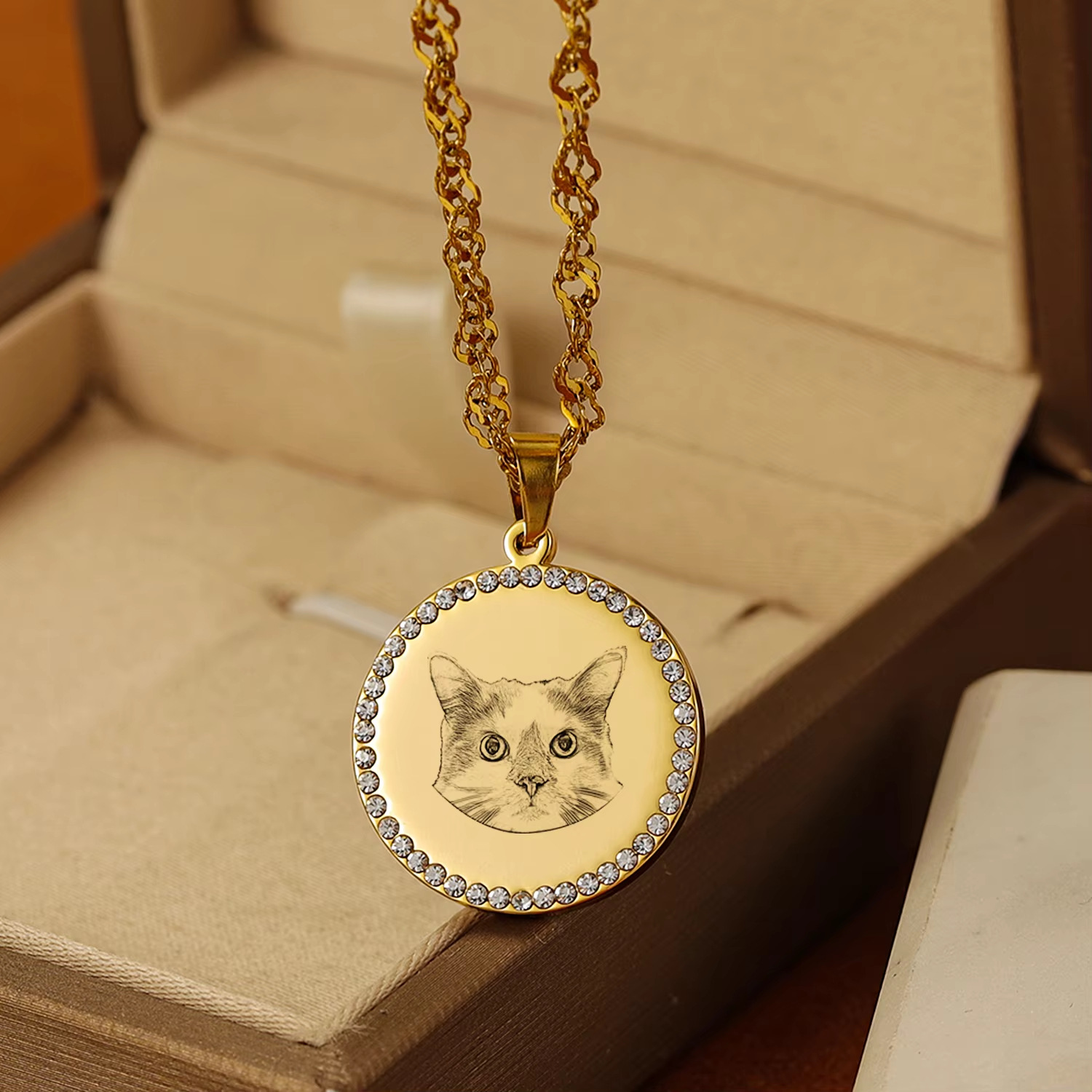 Pet Portrait Custom - カスタム刻印写真パターンディスクネックレスペットポートレートラウンドペンダントDIYステンレス鋼ジュエリーギフト女性男性ペット愛好家向け